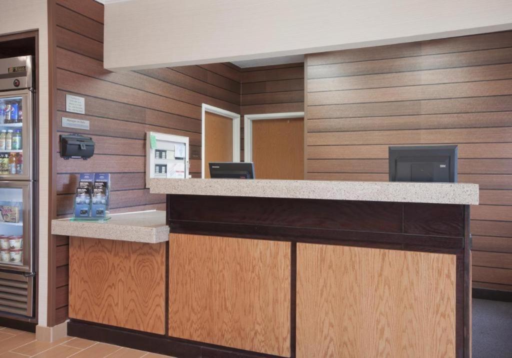 Americinn By Wyndham Moline Airport Quad Cities Екстериор снимка